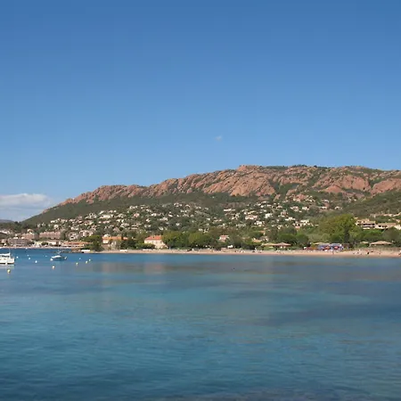 Appartamento Le Hameau - L2 002 By Interhome Saint-Raphaël